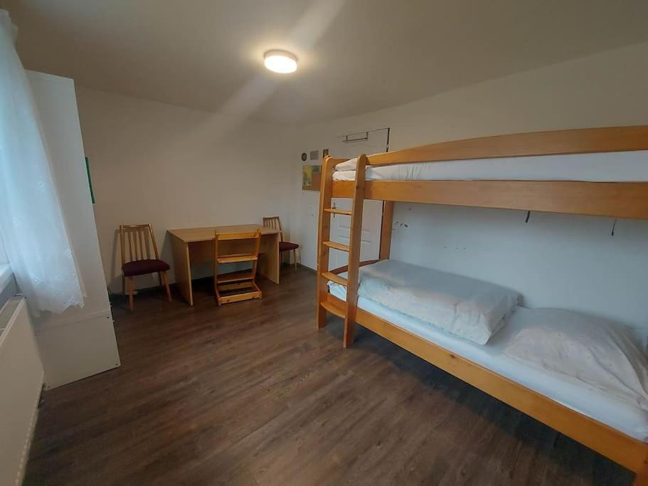 Villa Dum Nedaleko Resovskych Vodopadu à Tvrdkov Extérieur photo