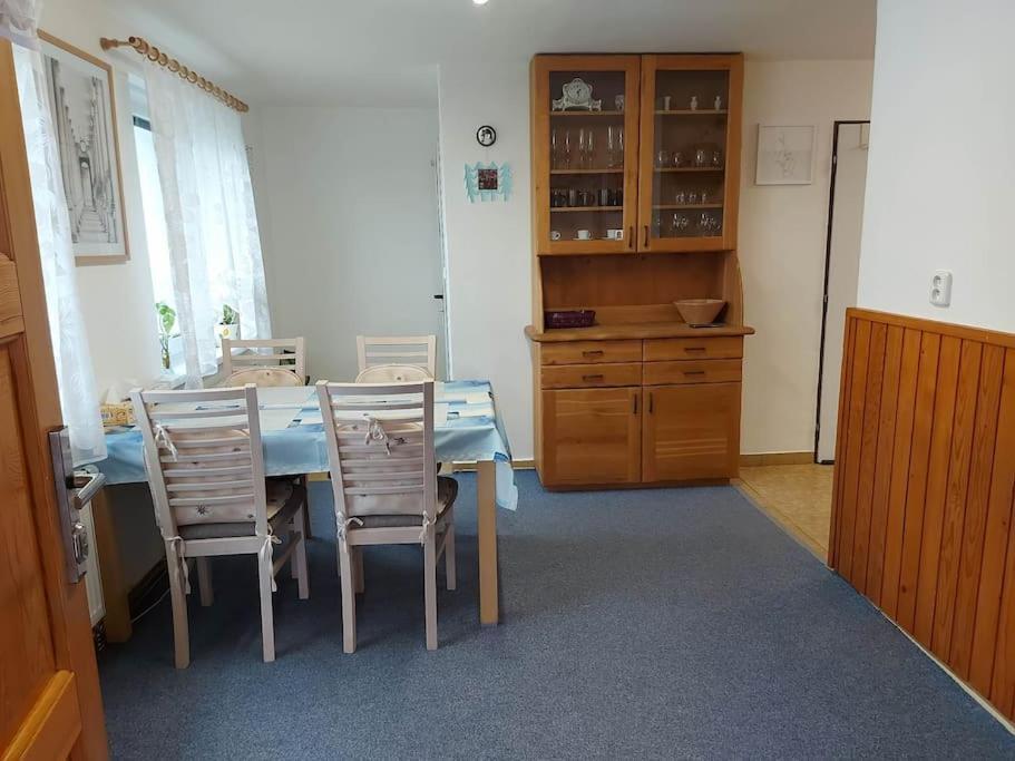 Villa Dum Nedaleko Resovskych Vodopadu à Tvrdkov Extérieur photo
