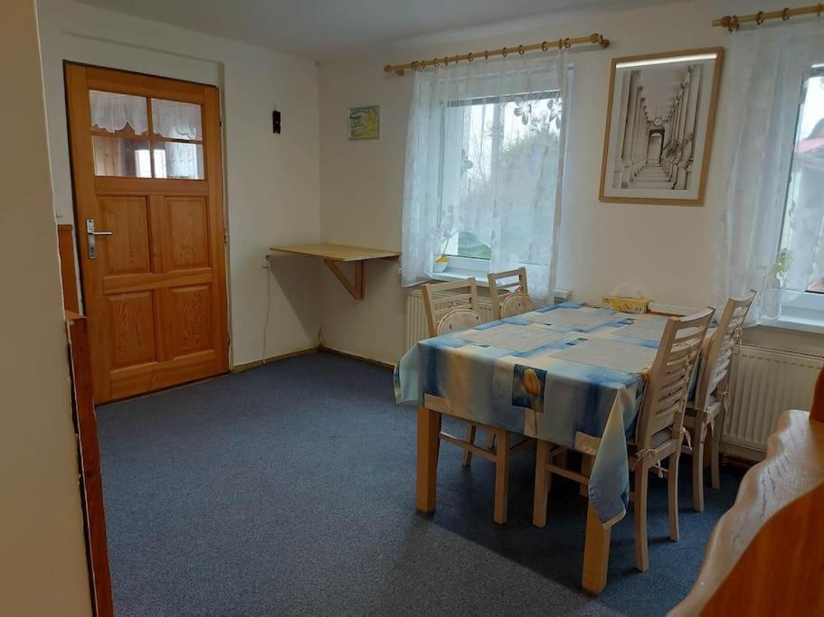 Villa Dum Nedaleko Resovskych Vodopadu à Tvrdkov Extérieur photo